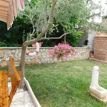 Bungalow For Rent 4 Person Appartement *